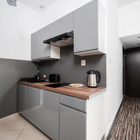 Stawy Jana By Bookinghost Apartment Lodz